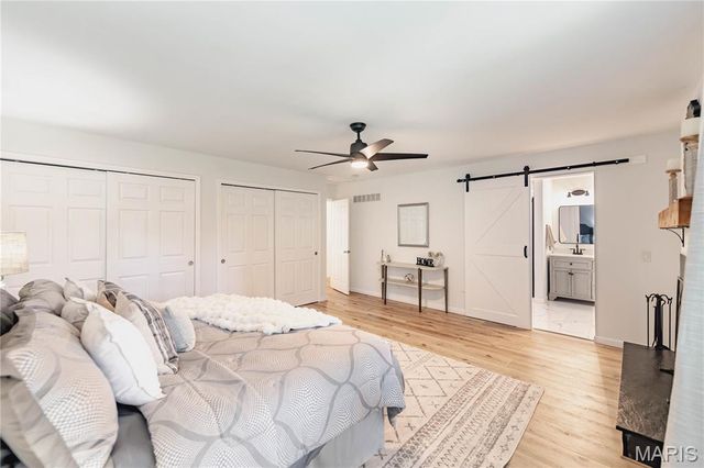 1 Vienna Court, Lake St Louis, MO 63367