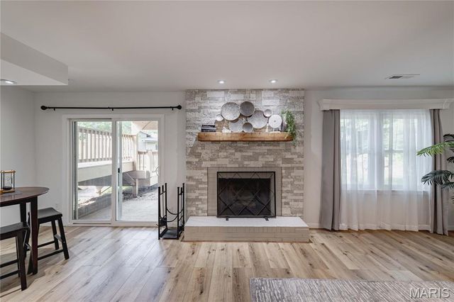 1 Vienna Court, Lake St Louis, MO 63367