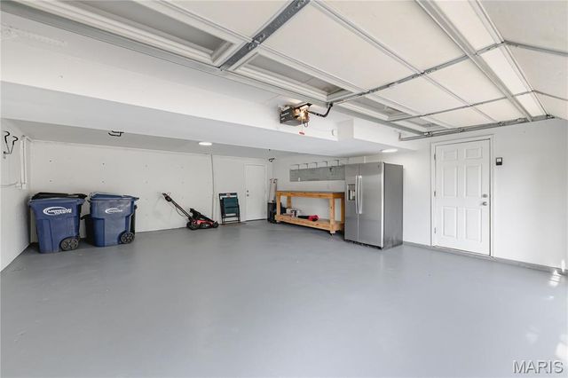 1 Vienna Court, Lake St Louis, MO 63367