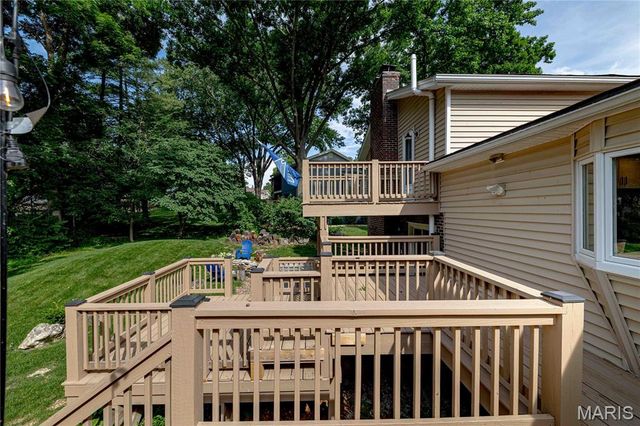 1 Vienna Court, Lake St Louis, MO 63367