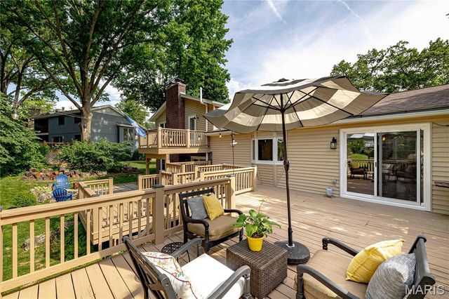 1 Vienna Court, Lake St Louis, MO 63367