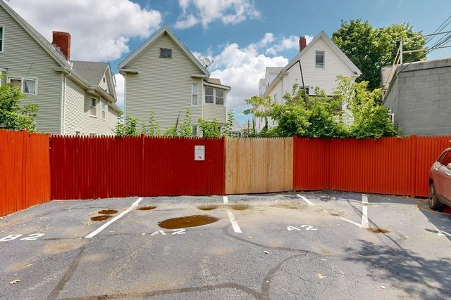 561 Broadway A2, Somerville, MA 02145