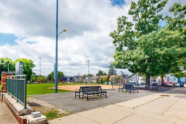 561 Broadway A2, Somerville, MA 02145