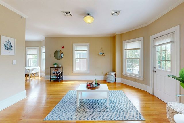 561 Broadway A2, Somerville, MA 02145