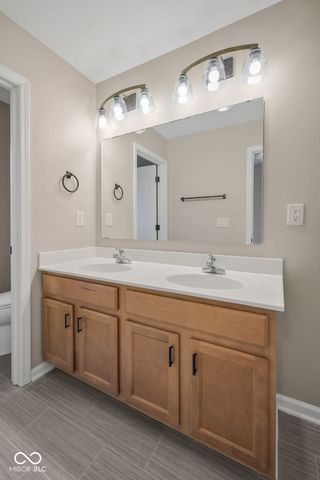 14215 Prairie Meadow Drive, Noblesville, IN 46060