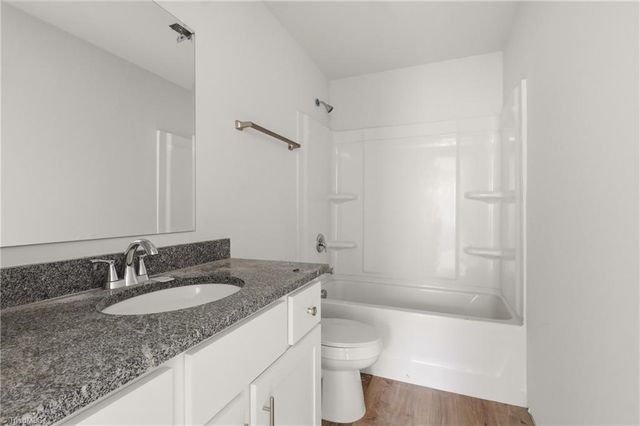 400 Guilford Street, Lexington, NC 27292