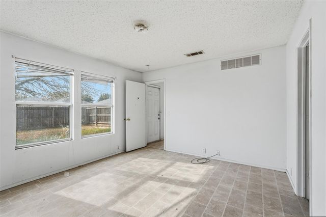 9632 Windridge Way, Dallas, TX 75217