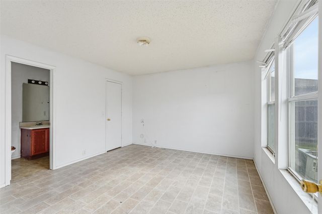 9632 Windridge Way, Dallas, TX 75217