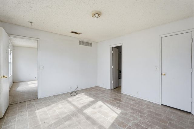 9632 Windridge Way, Dallas, TX 75217