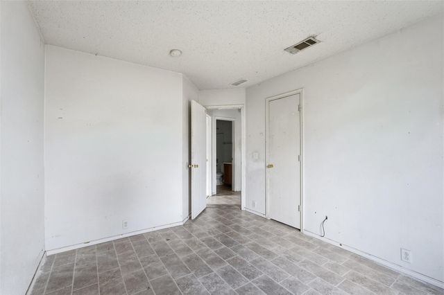 9632 Windridge Way, Dallas, TX 75217