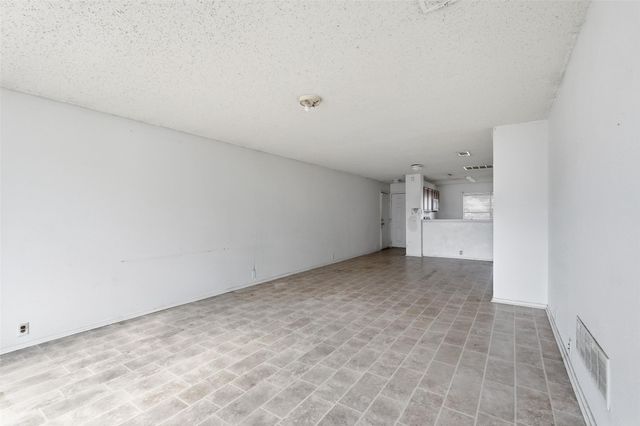 9632 Windridge Way, Dallas, TX 75217