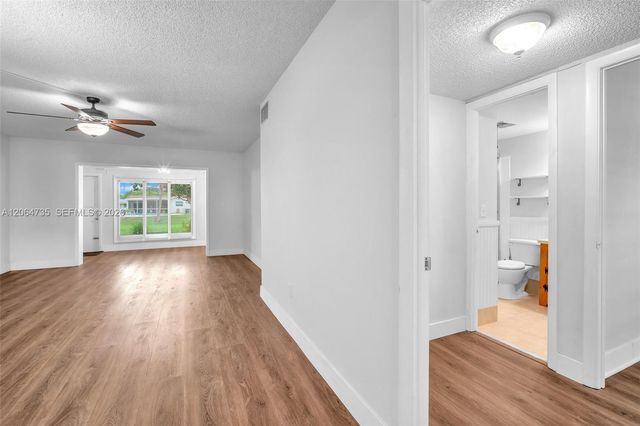301 NW 76th Ave 102, Margate, FL 33063