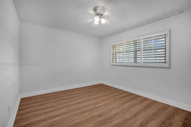 301 NW 76th Ave 102, Margate, FL 33063