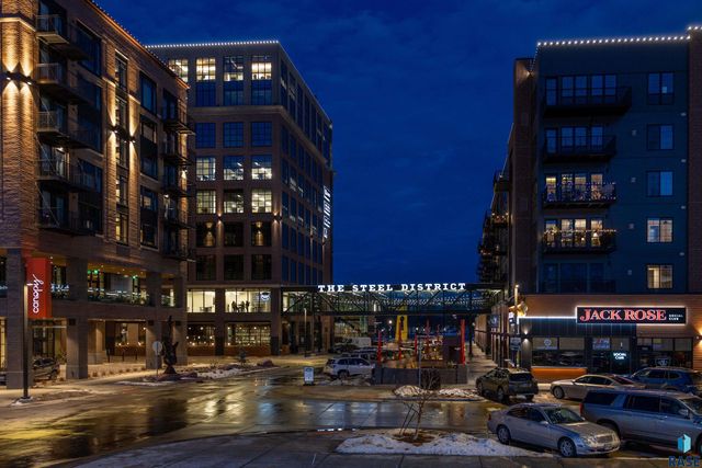 421 N Phillips Ave Avenue 301, Sioux Falls, SD 57104