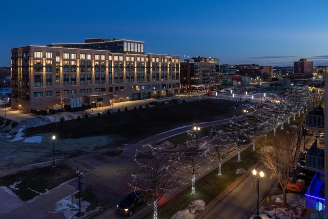 421 N Phillips Ave Avenue 301, Sioux Falls, SD 57104