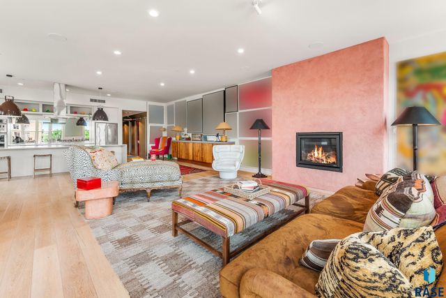 421 N Phillips Ave Avenue 301, Sioux Falls, SD 57104