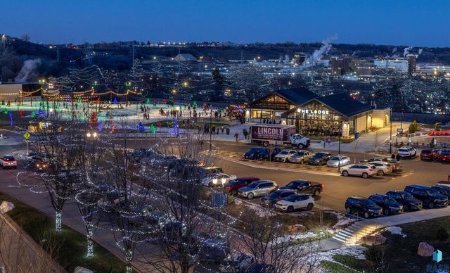 421 N Phillips Ave Avenue 301, Sioux Falls, SD 57104