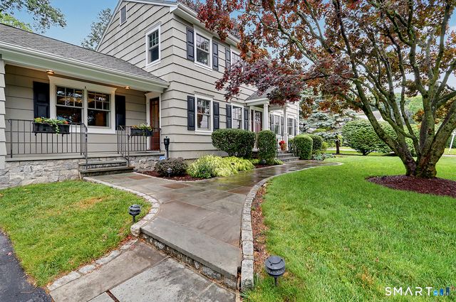 83 Lamplighter Lane, Fairfield, CT 06825