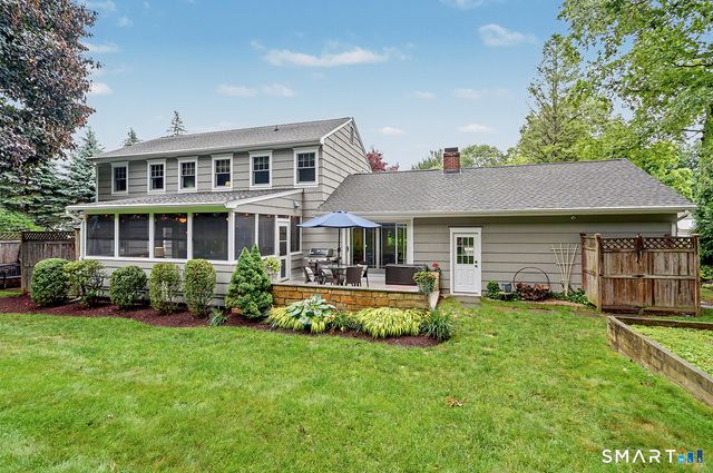 83 Lamplighter Lane, Fairfield, CT 06825