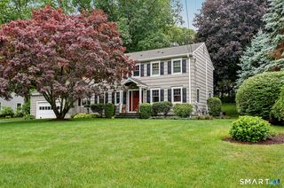 83 Lamplighter Lane, Fairfield, CT 06825