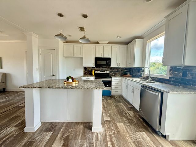 12918 Cleburne Highway, Cresson, TX 76035