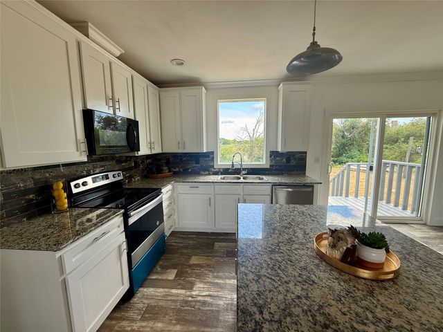 12918 Cleburne Highway, Cresson, TX 76035