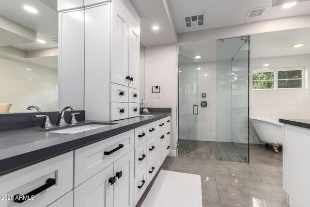 4008 E FAIRMOUNT Avenue, Phoenix, AZ 85018