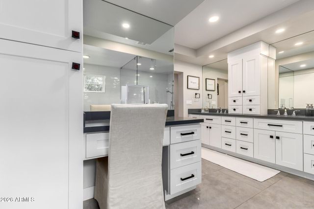 4008 E FAIRMOUNT Avenue, Phoenix, AZ 85018