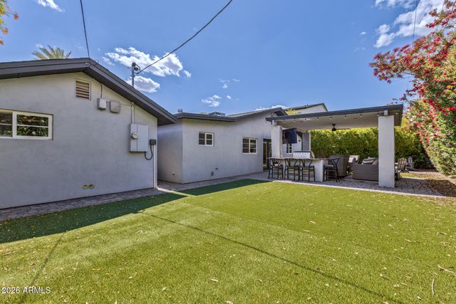 4008 E FAIRMOUNT Avenue, Phoenix, AZ 85018