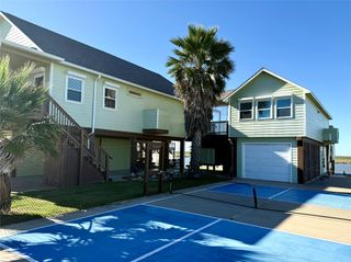 1283 County Road 230, Sargent, TX 77414