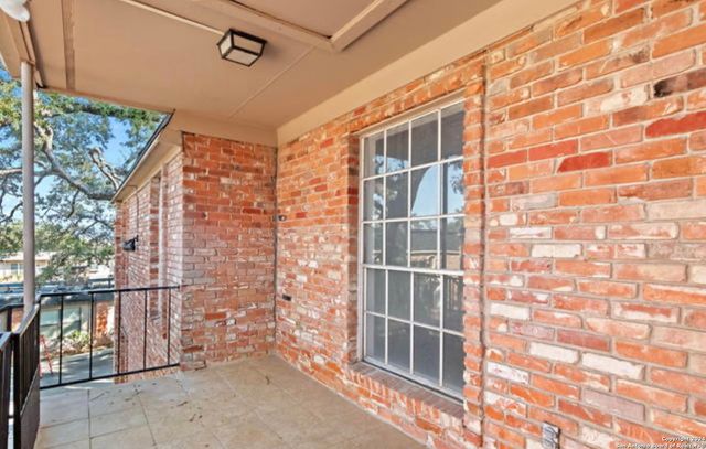 7500 Callaghan Rd Apt 152, San Antonio, TX 78229