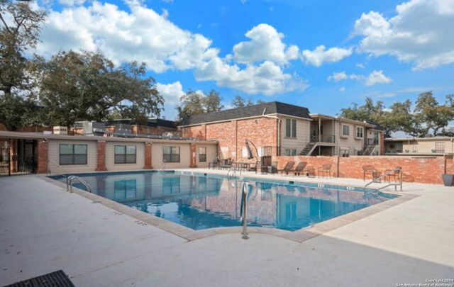 7500 Callaghan Rd Apt 152, San Antonio, TX 78229