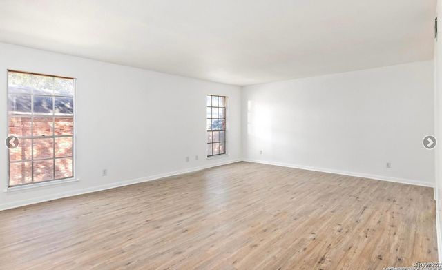 7500 Callaghan Rd Apt 152, San Antonio, TX 78229