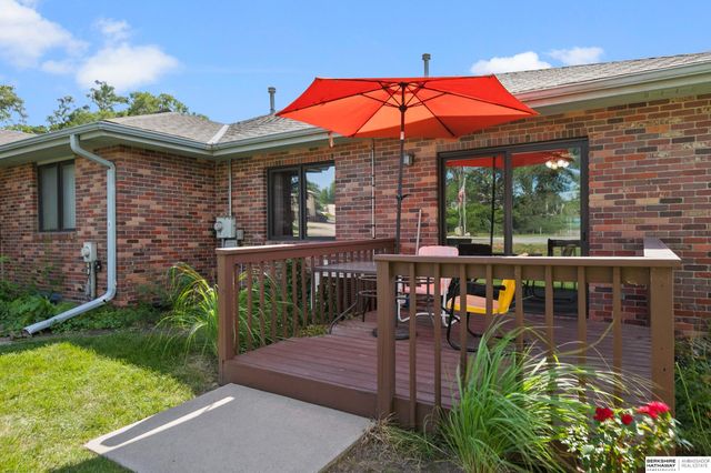 5444 Pioneers Boulevard, Lincoln, NE 68506