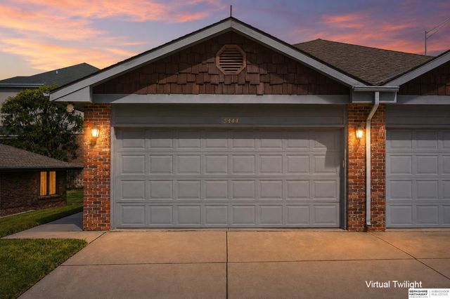 5444 Pioneers Boulevard, Lincoln, NE 68506