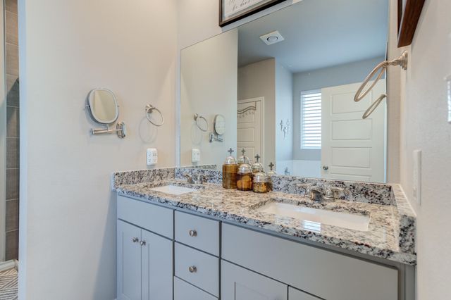 5802 Winfield Avenue, Lubbock, TX 79407