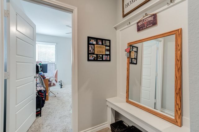 5802 Winfield Avenue, Lubbock, TX 79407