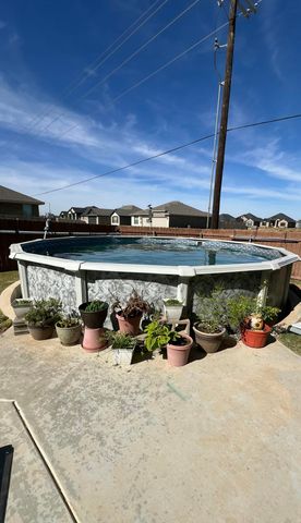 5802 Winfield Avenue, Lubbock, TX 79407