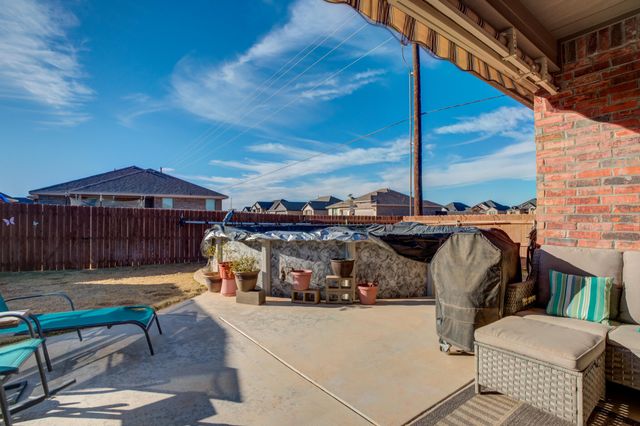 5802 Winfield Avenue, Lubbock, TX 79407