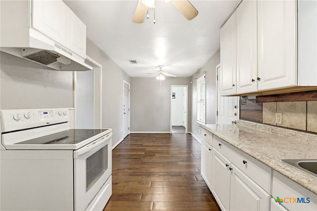 1009 S 5th Street, Copperas Cove, TX 76522