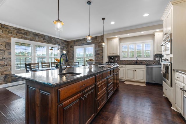 251 Old Shelbyville Hwy, Tullahoma, TN 37388