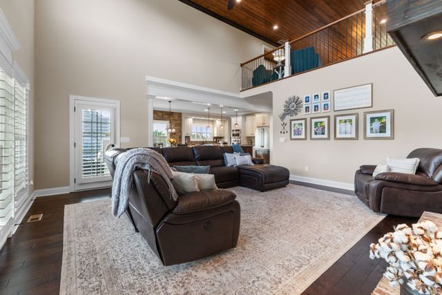 251 Old Shelbyville Hwy, Tullahoma, TN 37388