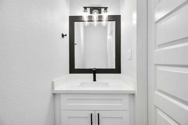 12163 La Salle River Rd, Conroe, TX 77304