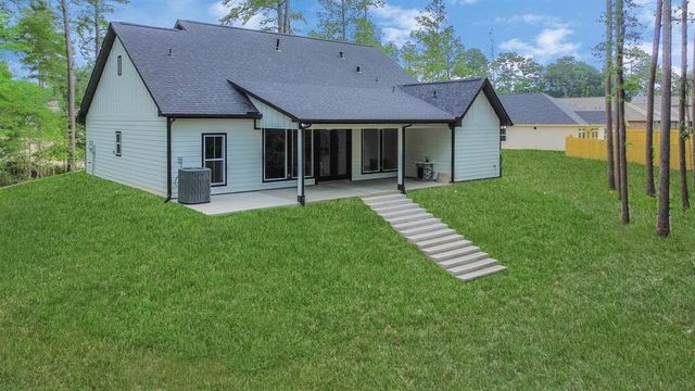 12163 La Salle River Rd, Conroe, TX 77304