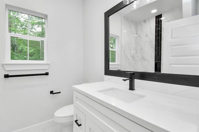 12163 La Salle River Rd, Conroe, TX 77304