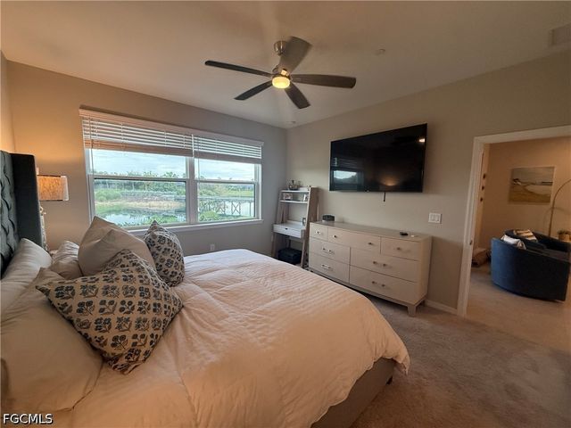 9403 Pocida CT 101, Naples, FL 34119