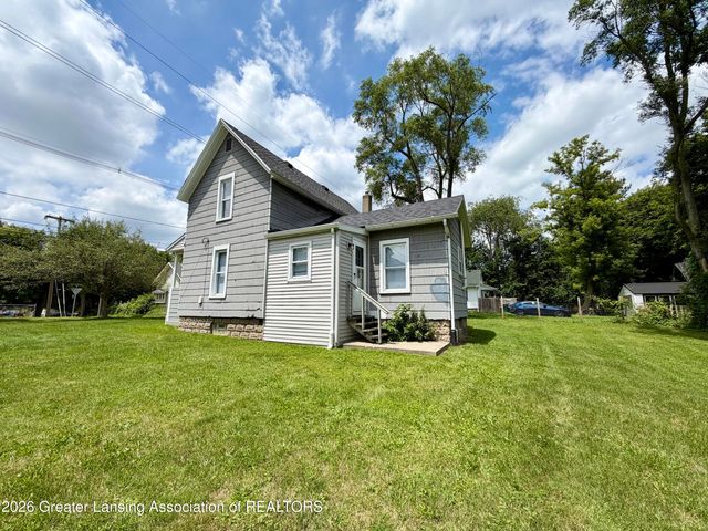 535 S Fairview Avenue, Lansing, MI 48912