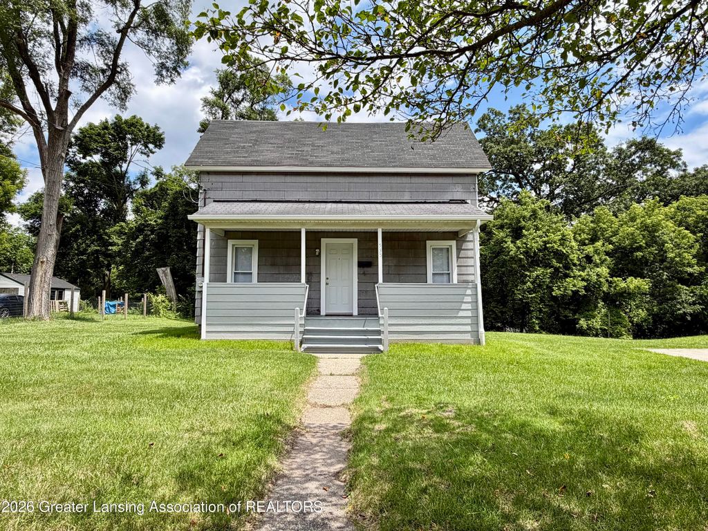 535 S Fairview Avenue, Lansing, MI 48912