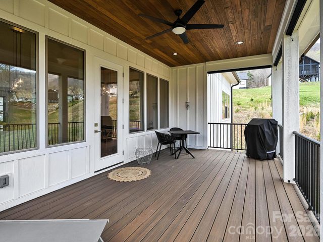 18 Sagewood Drive, Candler, NC 28715