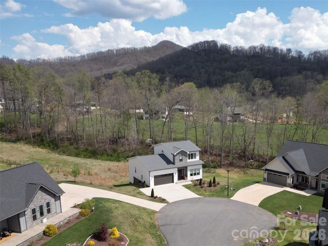 18 Sagewood Drive, Candler, NC 28715